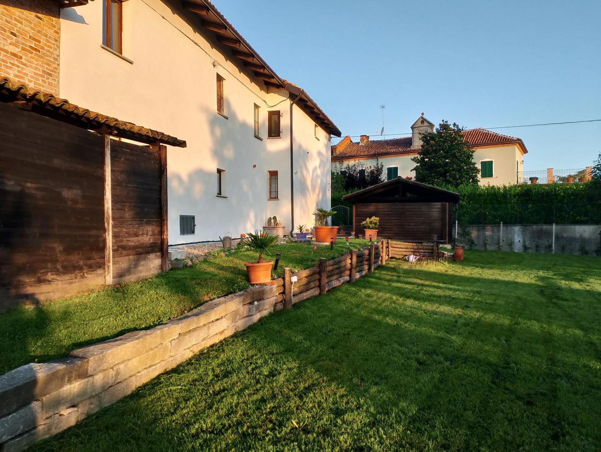 Villa La Vigna Costigliole d'Asti Esterno foto